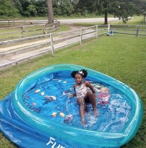 Meet your Posher, Louise